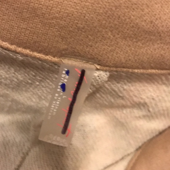 NWT Free People Overlapped Printed Sweatshirt Size Large - Picture 2 of 16